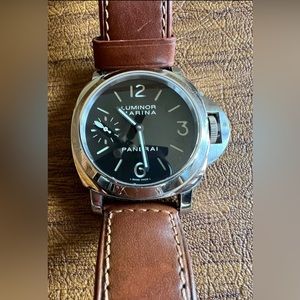 - Panerai Luminor Marina Men's Black Watch Face- PAM00111 Excellent Condition